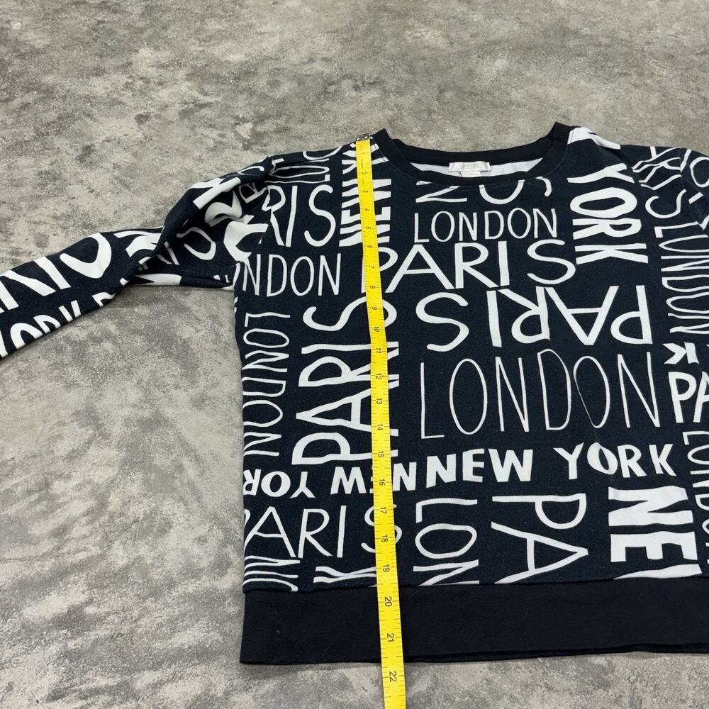Forever 21 London Paris New York Black And White Crewneck Small Y2K - Picture 7 of 7